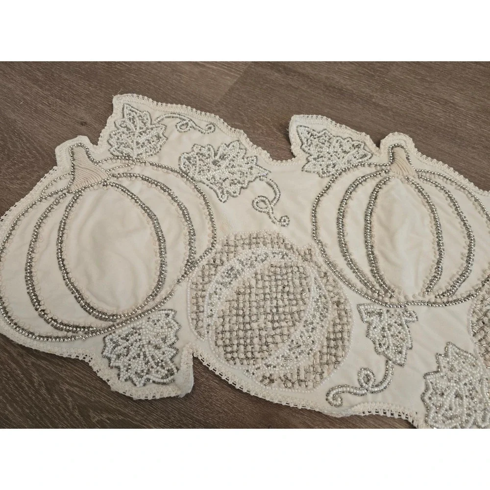 N/A beaded pumpkin